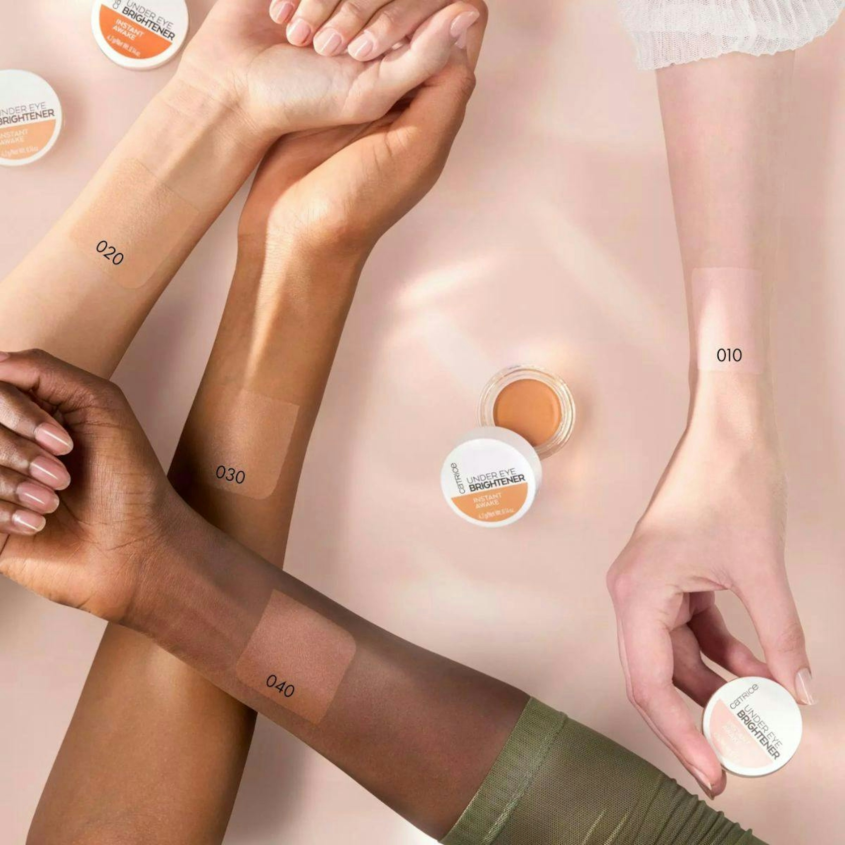 Corrector Iluminador Instant Awake Catrice